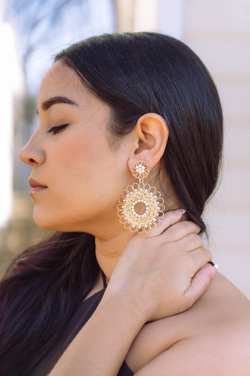 Florita Enamorada Pearl Gold Plated Earrings